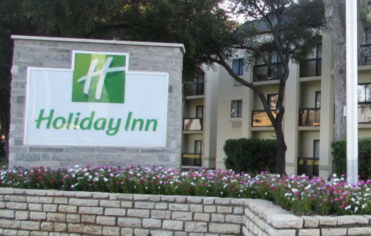Holiday Inn Irving Las Colinas, An Ihg Hotel Exterior photo